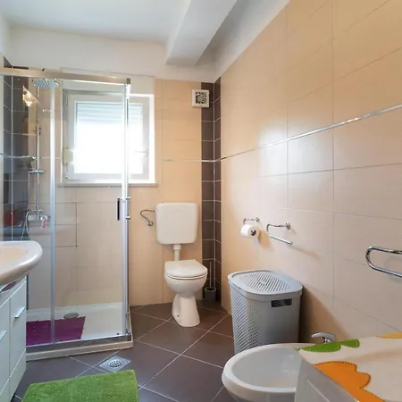 Apartment Bibi *