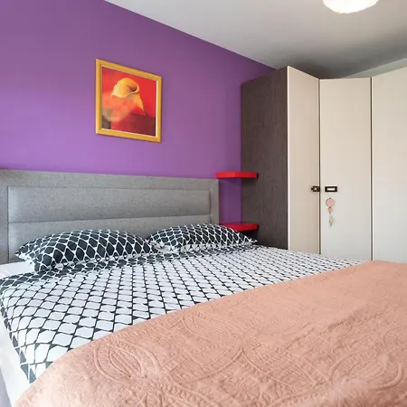 Bibi Apartment *